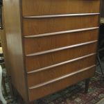586 4644 CHEST OF DRAWERS